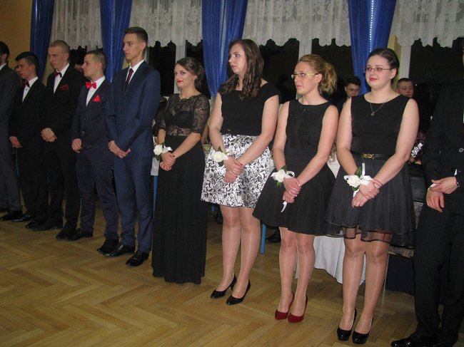 Studniówka z sukcesem w tle - zdjęcia