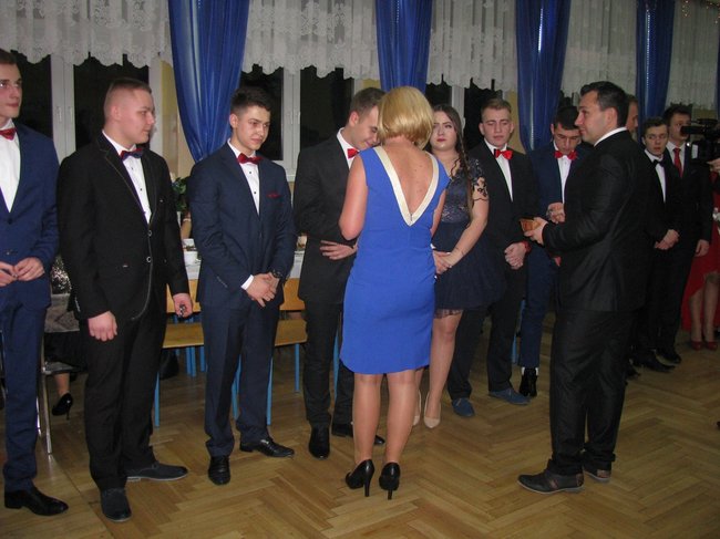 Studniówka z sukcesem w tle - zdjęcia