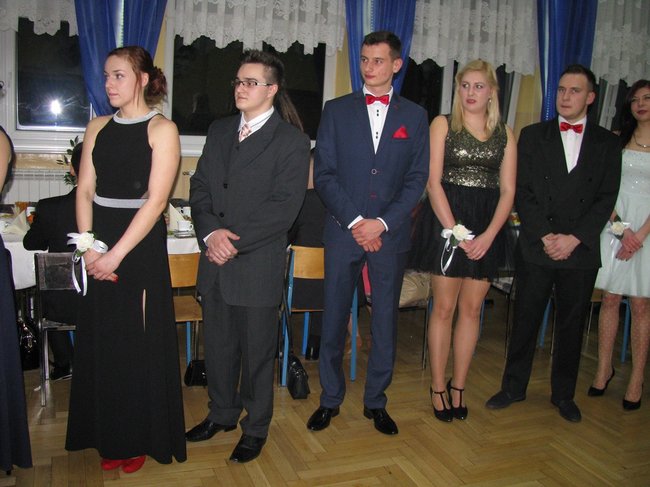 Studniówka z sukcesem w tle - zdjęcia