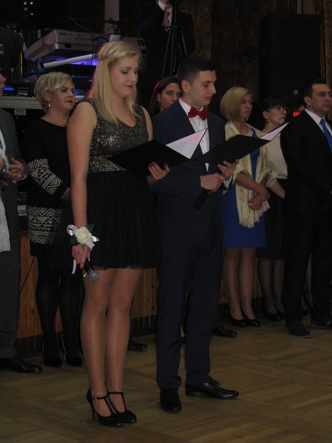 Studniówka z sukcesem w tle - zdjęcia