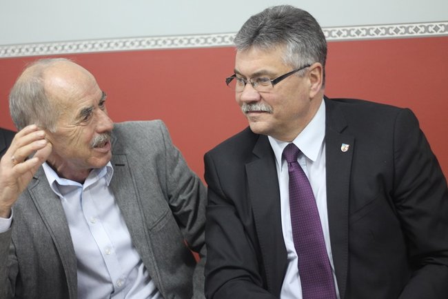 Wyrwały seniorów z domu - zdjęcia
