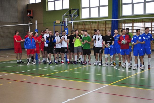 Puchar pojechał do Jutrosina ? zdjęcia