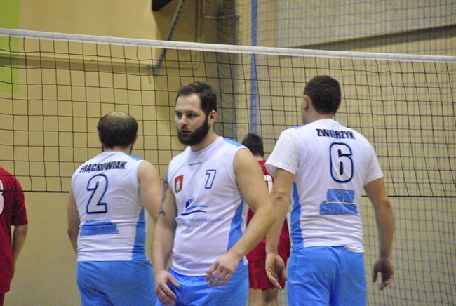Puchar pojechał do Jutrosina ? zdjęcia