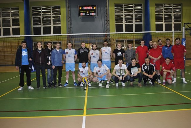 Puchar pojechał do Jutrosina ? zdjęcia