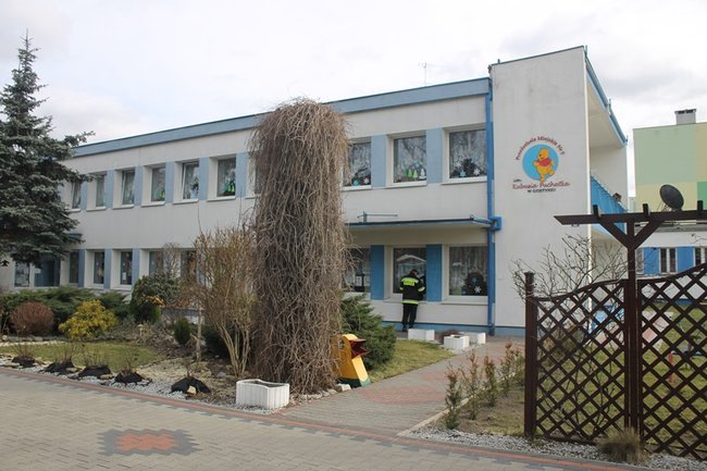 Ewakuowano przedszkole - zdjęcia