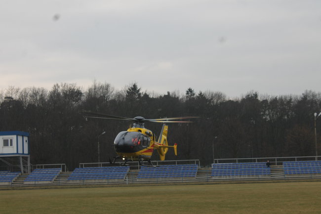 Helikopter zabrał poparzone dziecko