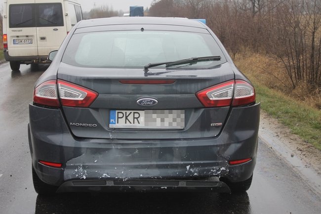 Wcześniej wyprzedzał ciągnik - zdjęcia