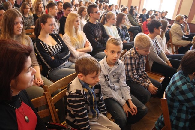 Patrzą na rzeczywistość inaczej - zdjęcia