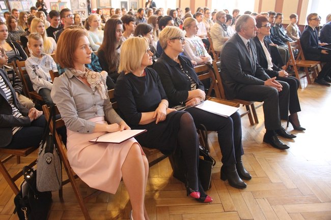 Patrzą na rzeczywistość inaczej - zdjęcia