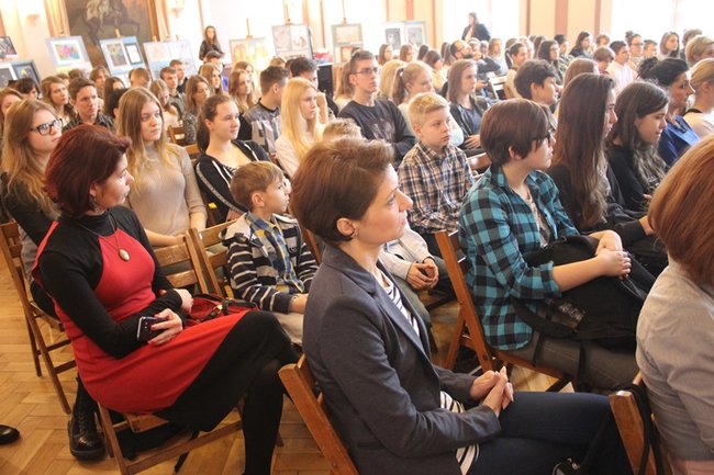 Patrzą na rzeczywistość inaczej - zdjęcia