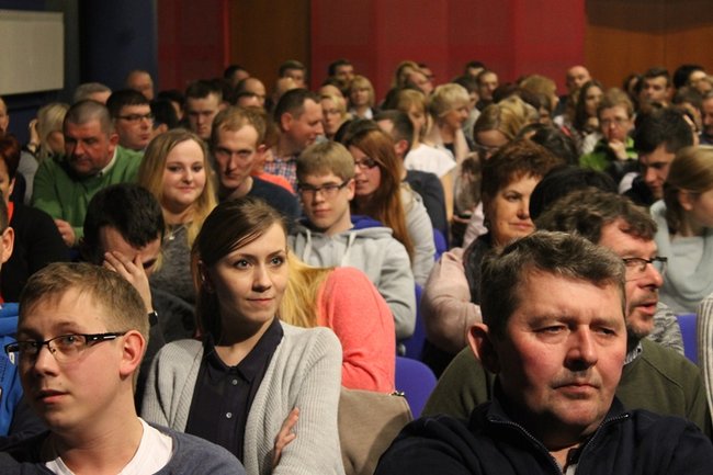 Sala pękała ze śmiechu - zdjęcia
