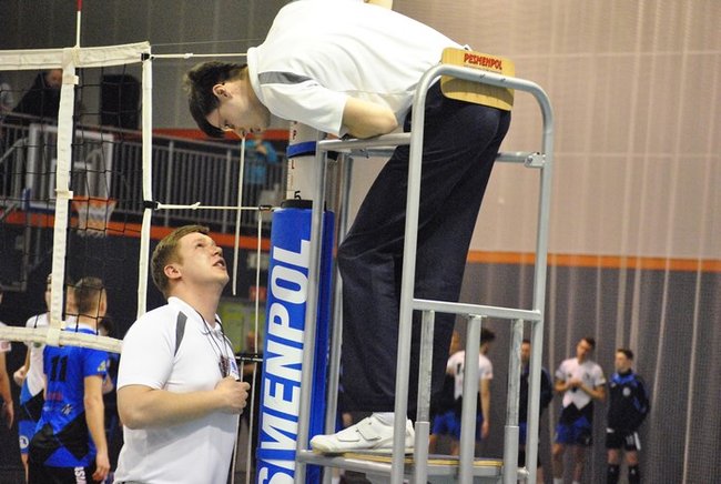 Lider rozbity w Gostyniu ? zdjęcia