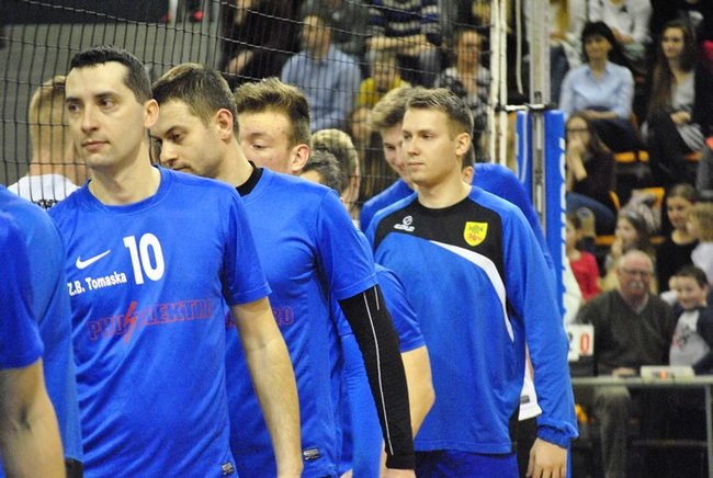 Lider rozbity w Gostyniu ? zdjęcia