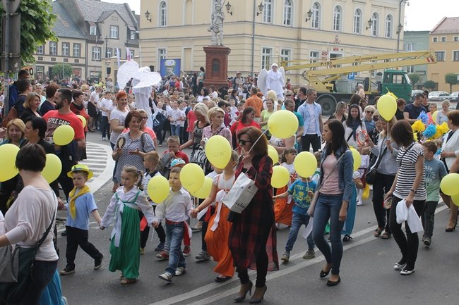 Wyjątkowa parada rozpoczęła świętowanie