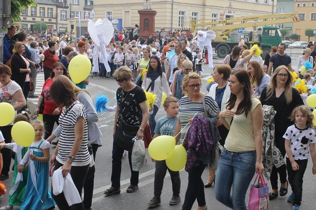 Wyjątkowa parada rozpoczęła świętowanie