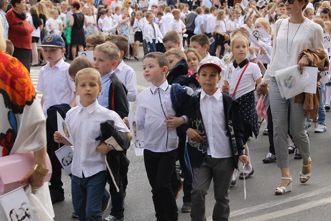 Wyjątkowa parada rozpoczęła świętowanie