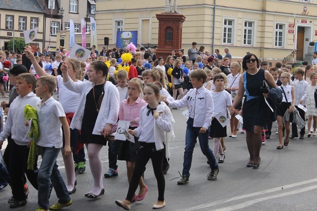 Wyjątkowa parada rozpoczęła świętowanie