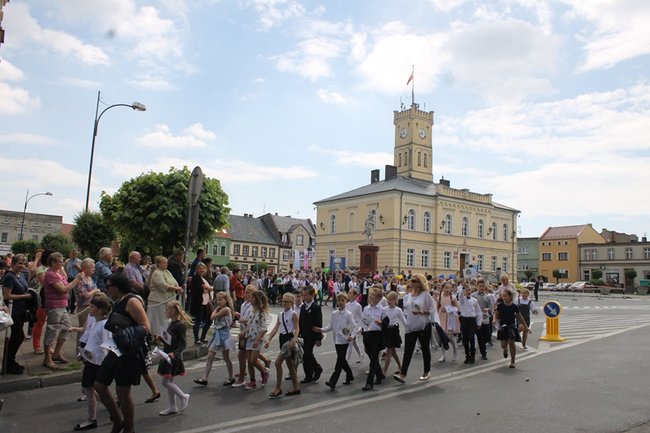 Wyjątkowa parada rozpoczęła świętowanie
