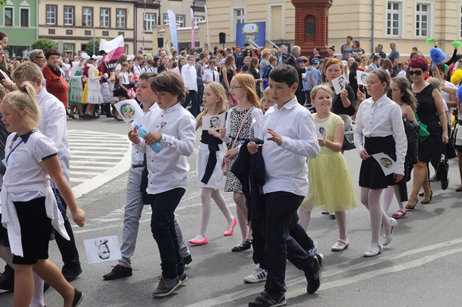 Wyjątkowa parada rozpoczęła świętowanie