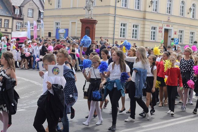 Wyjątkowa parada rozpoczęła świętowanie