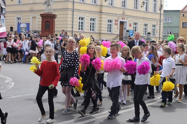 Wyjątkowa parada rozpoczęła świętowanie