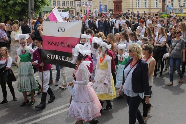 Wyjątkowa parada rozpoczęła świętowanie