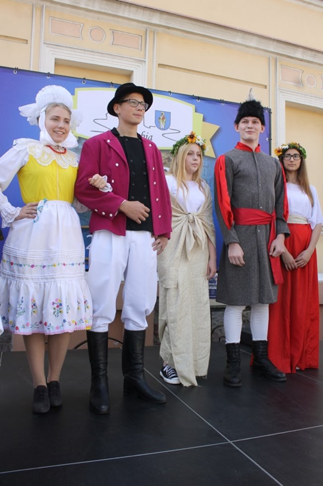 Wyjątkowa parada rozpoczęła świętowanie