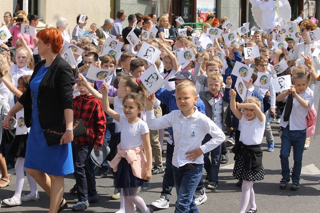 Wyjątkowa parada rozpoczęła świętowanie