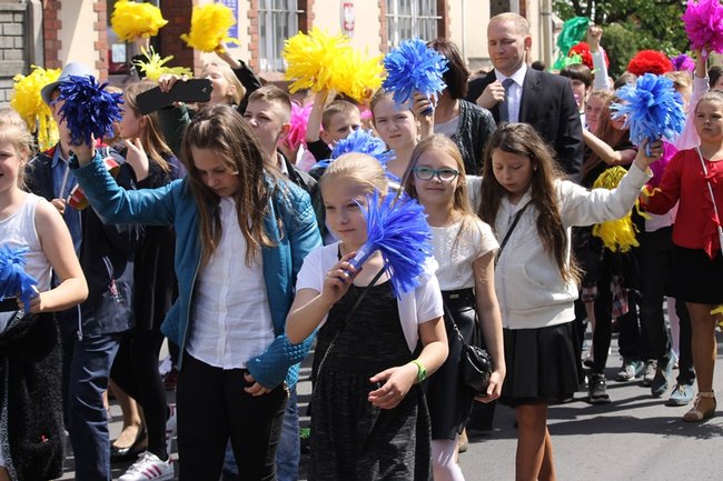 Wyjątkowa parada rozpoczęła świętowanie