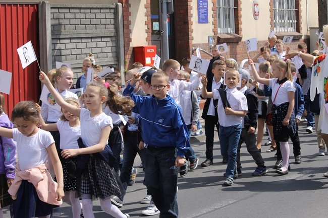 Wyjątkowa parada rozpoczęła świętowanie