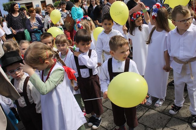 Wyjątkowa parada rozpoczęła świętowanie