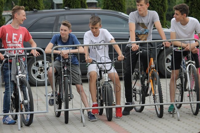 Bajkowo, muzycznie i ekstremalnie