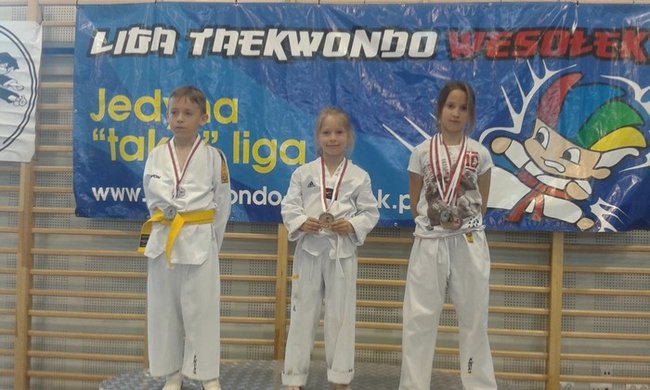 Prawie wszyscy z medalami ? zdjęcia