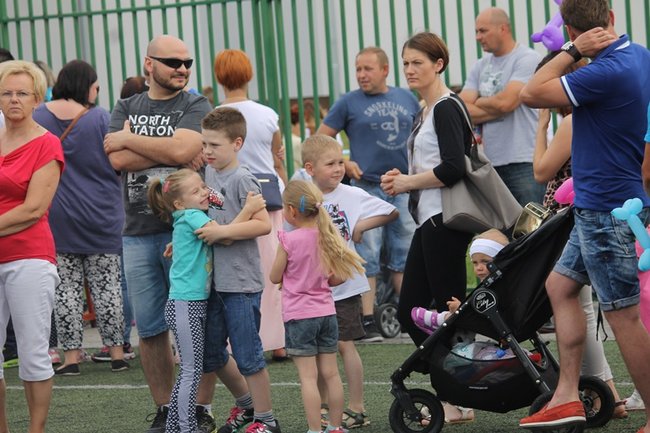 Zrobili dzieciakom prezent