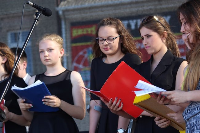 Wszystko zagrało na rynku!