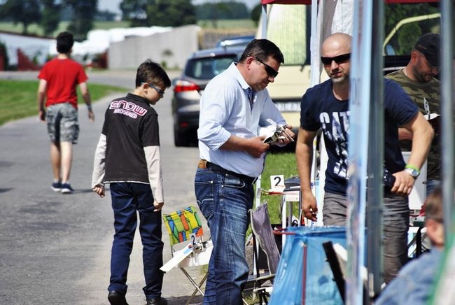 Mistrzostwa Polski na wiejskim stawie