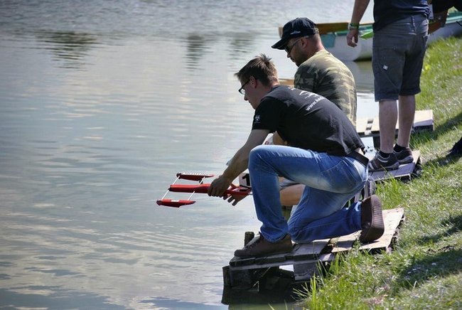 Mistrzostwa Polski na wiejskim stawie