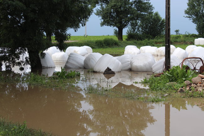 Ulewy przetoczyły się przez region