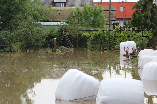Ulewy przetoczyły się przez region