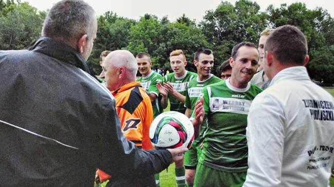 Kanonada na pożegnanie trenera