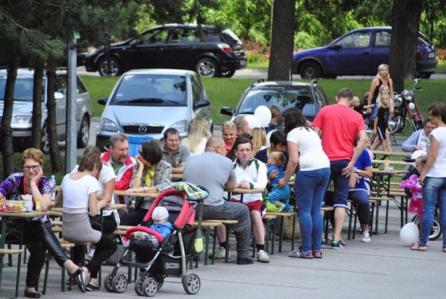 Radosny festyn na Marysinie