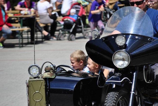 Radosny festyn na Marysinie