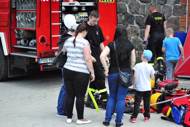 Radosny festyn na Marysinie