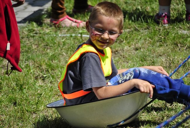 Radosny festyn na Marysinie