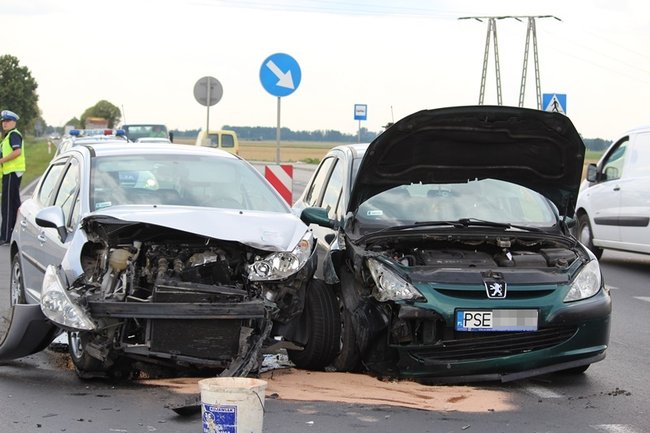 Zderzyły się dwa peugeoty