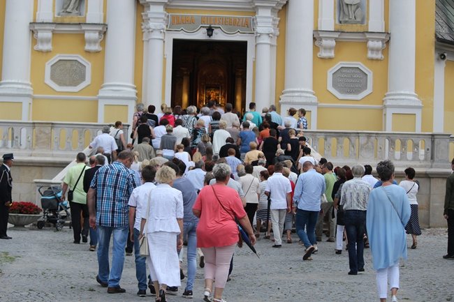 Wierni przeszli na Świętą Górę