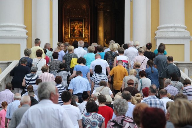 Wierni przeszli na Świętą Górę