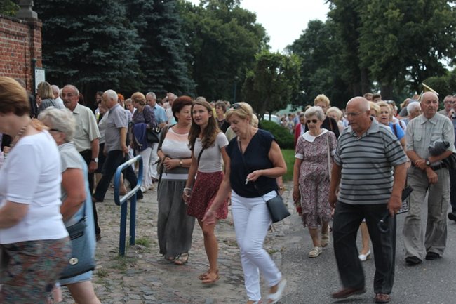 Wierni przeszli na Świętą Górę