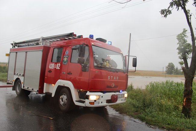 Ulewa przetacza się przez powiat