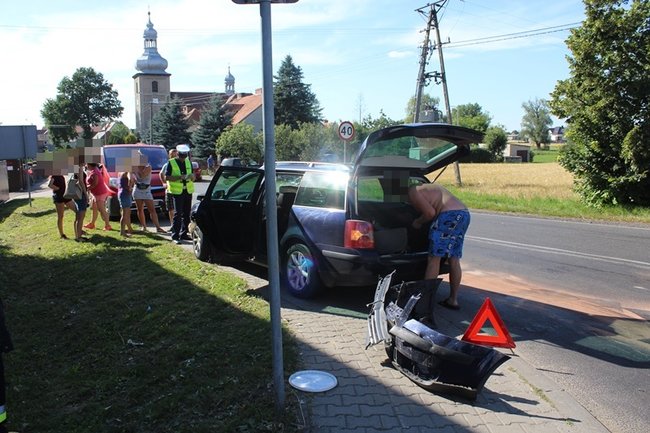 Trzy auta zderzyły się na 434
